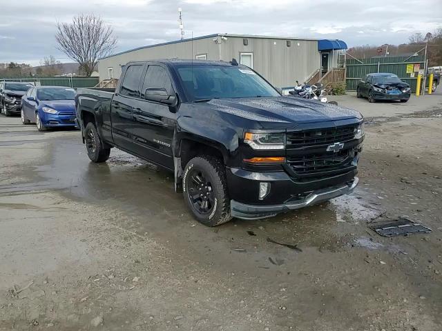 2017 Chevrolet Silverado K1500 Lt VIN: 1GCVKREC2HZ317325 Lot: 79003844