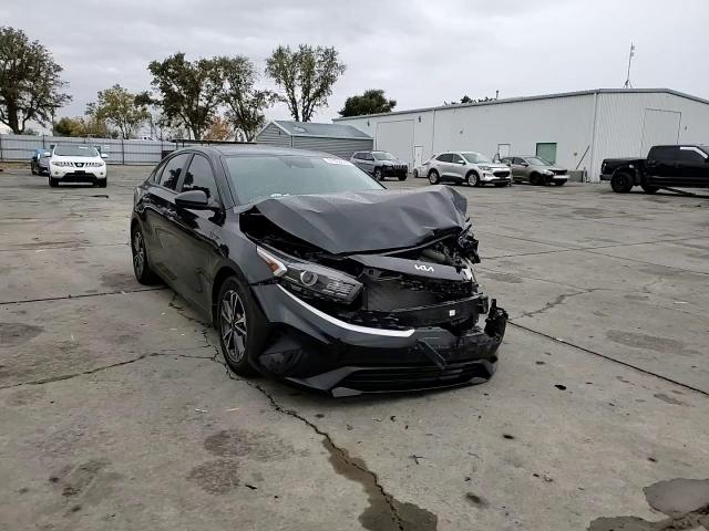 2023 Kia Forte Lx VIN: 3KPF24AD7PE622903 Lot: 81858844