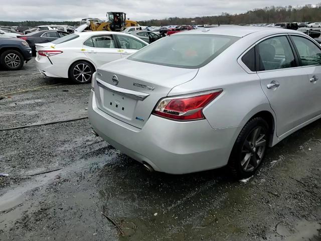 2014 Nissan Altima - Image 13