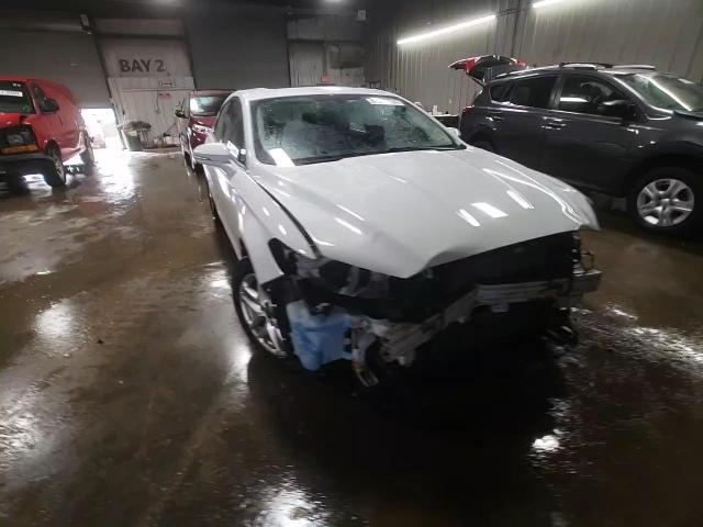 2014 Ford Fusion - Image 14