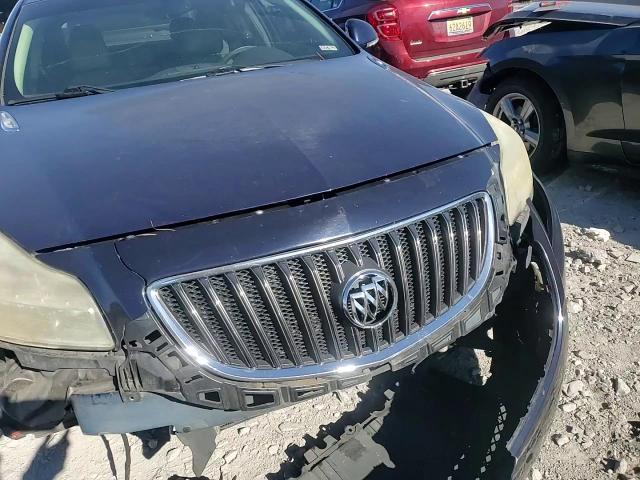 2012 Buick Regal - Image 11