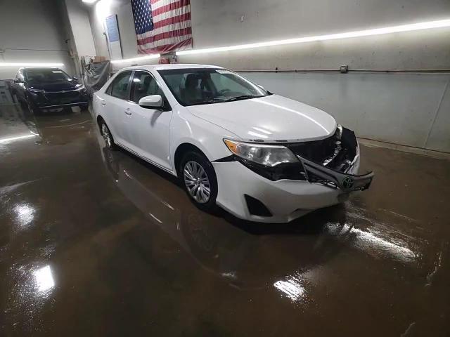 2014 Toyota Camry L VIN: 4T4BF1FK9ER374436 Lot: 80155724