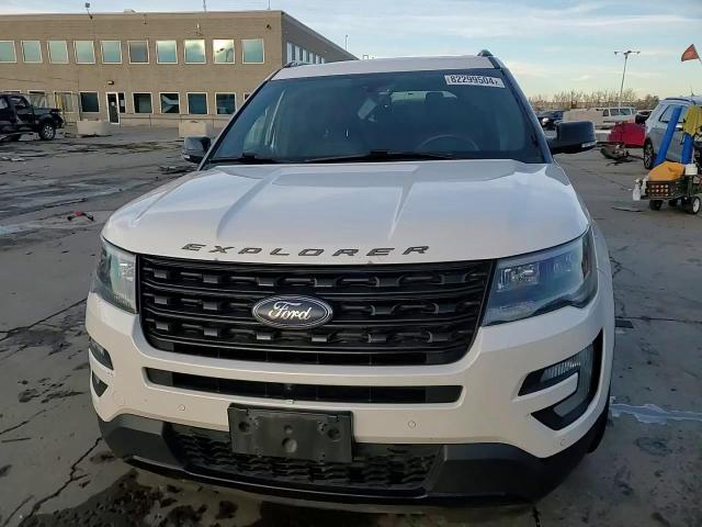 2017 Ford Explorer - Image 14