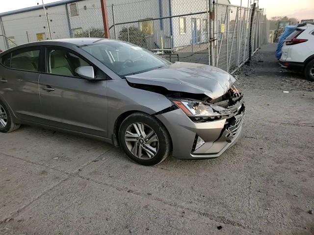 2020 Hyundai Elantra - Image 13