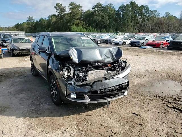 2023 Kia Sportage - Image 12