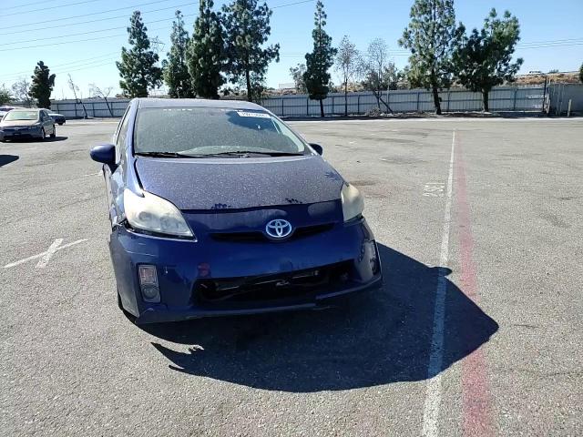 2011 Toyota Prius - Image 10
