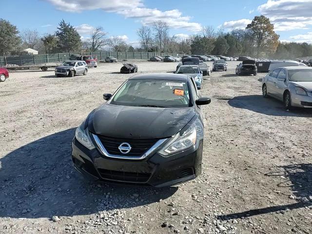 2017 Nissan Altima - Image 11