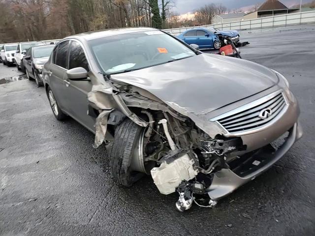 2012 Infiniti G - Image 11