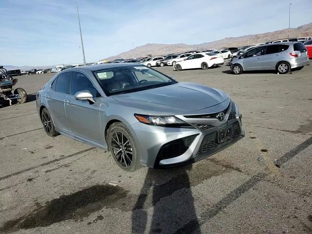 2021 Toyota Camry - Image 10
