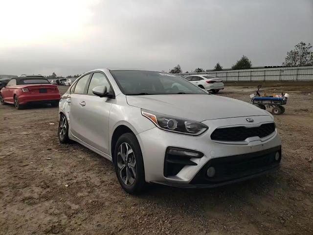 2021 Kia Forte - Image 11