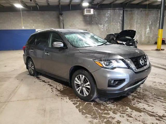 2017 Nissan Pathfinder - Image 15