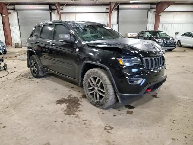 2017 Jeep Grand Cherokee - Image 11
