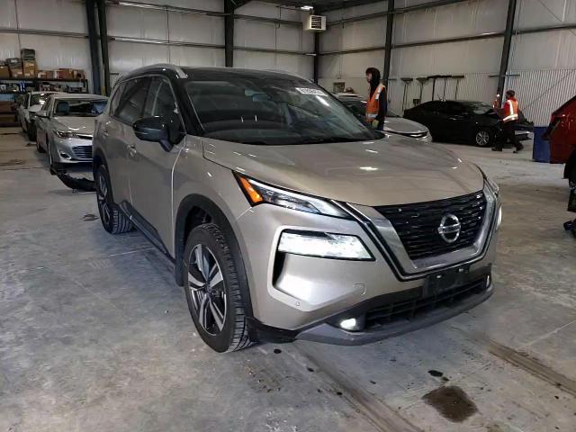 2021 Nissan Rogue - Image 12