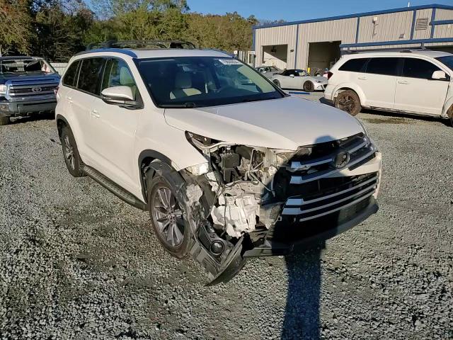 2018 Toyota Highlander Se VIN: 5TDKZRFH6JS550012 Lot: 79846034