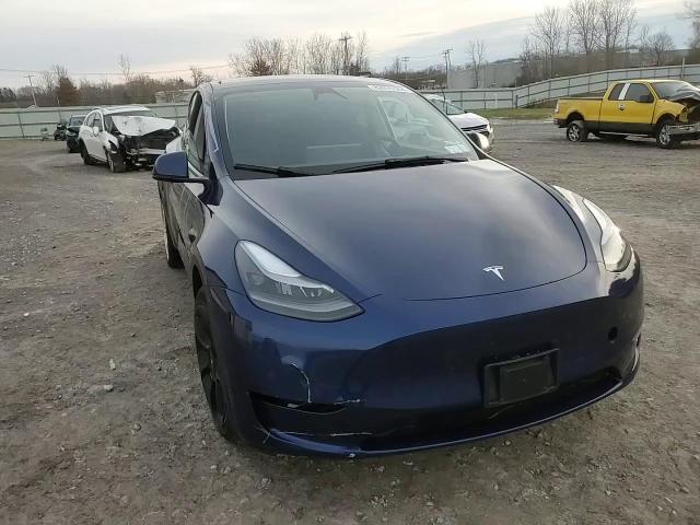 2023 Tesla Model Y VIN: 7SAYGDEE2PF826793 Lot: 82076584