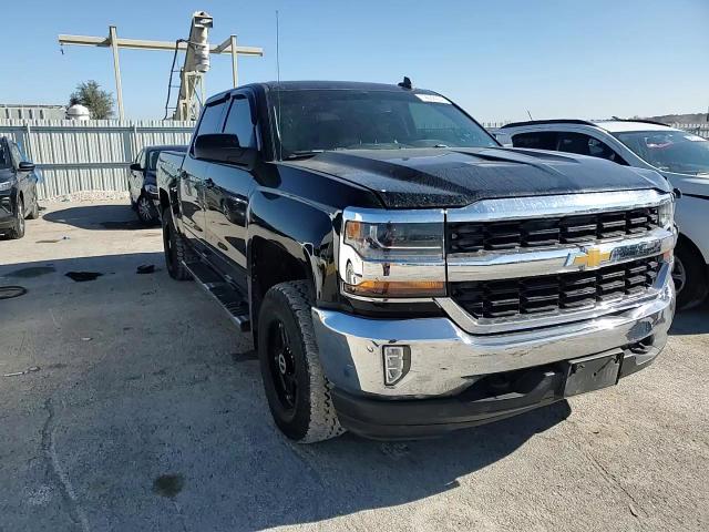 2016 Chevrolet Silverado - Image 11