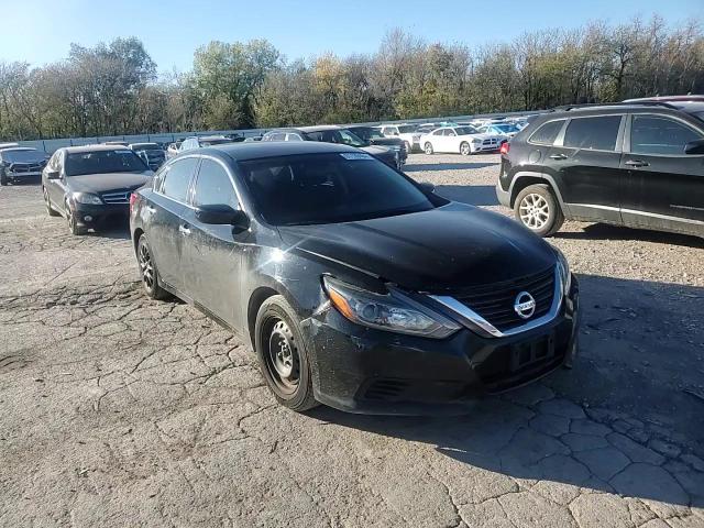 2016 Nissan Altima - Image 11