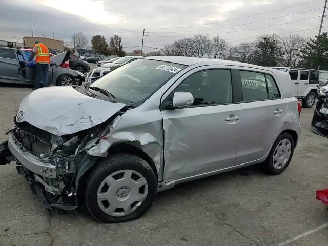 2010 Scion xD - Image 12