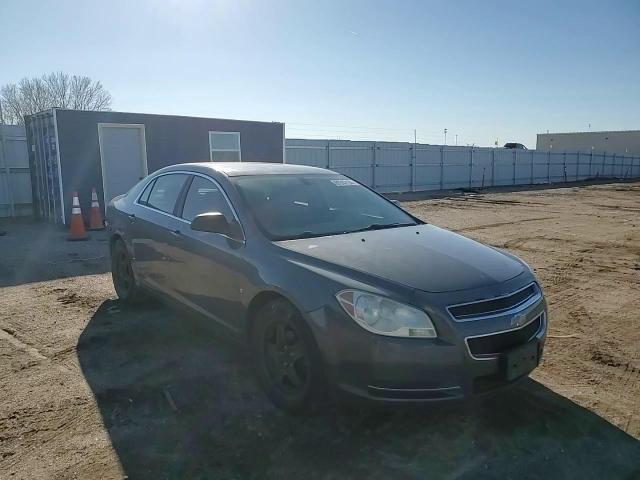 2009 Chevrolet Malibu - Image 11