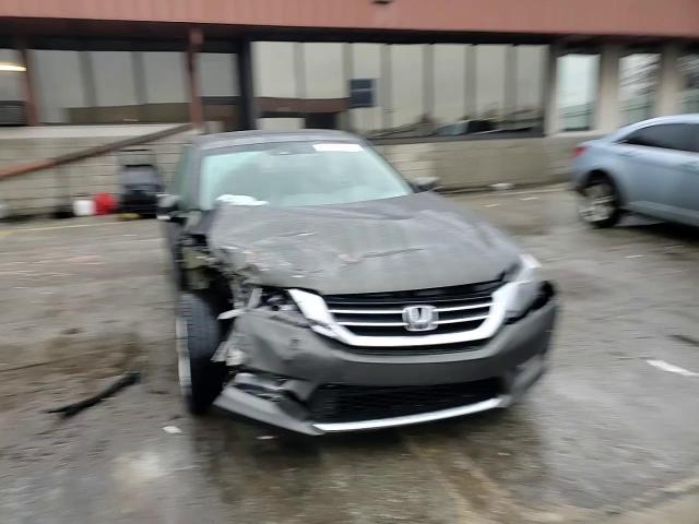 2013 Honda Accord - Image 11