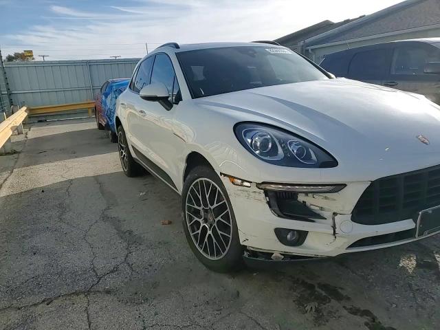 2018 Porsche Macan - Image 12