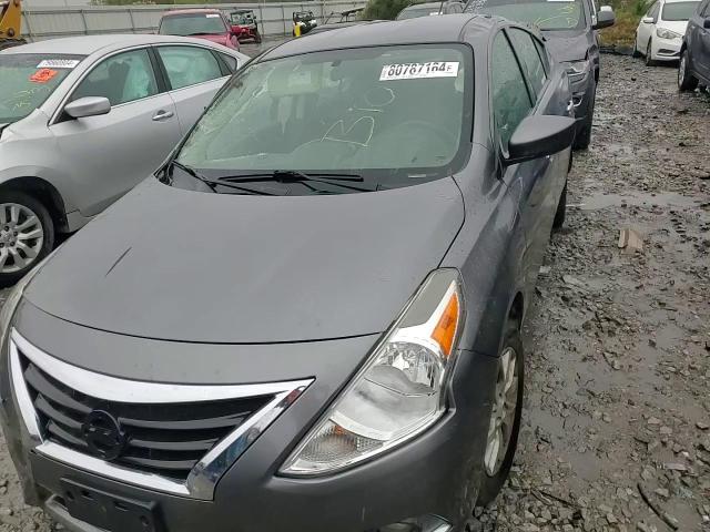 2019 Nissan Versa - Image 10