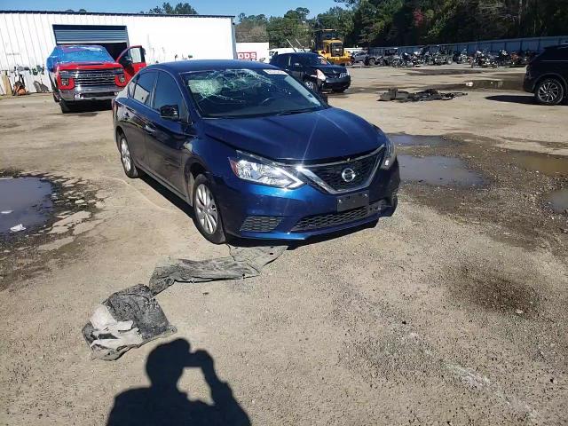 2019 Nissan Sentra - Image 13