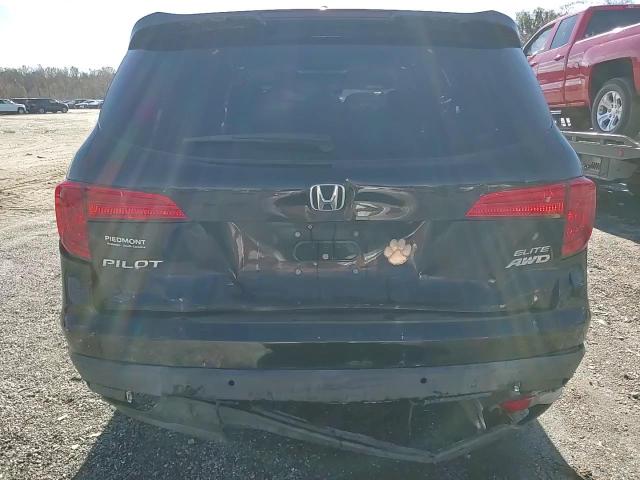 2017 Honda Pilot - Image 15