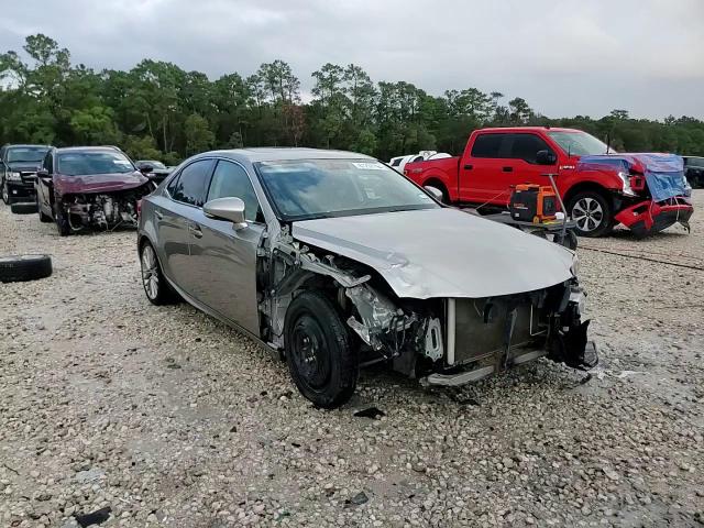 2014 Lexus IS - Image 14