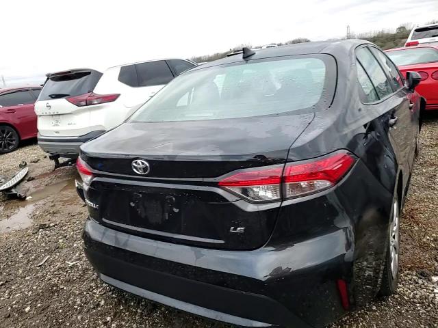 2021 Toyota Corolla - Image 13