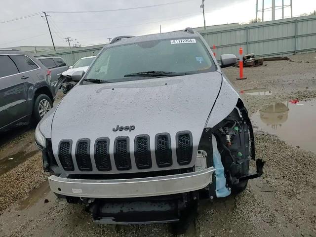 2016 Jeep Cherokee Latitude VIN: 1C4PJMCS5GW193074 Lot: 81172304