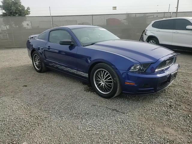 2013 Ford Mustang - Image 11