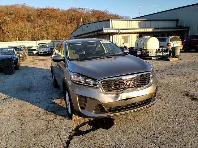 2019 Kia Sorento L VIN: 5XYPGDA3XKG461469 Lot: 79443644