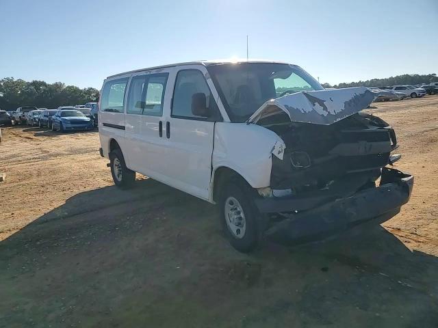 2008 Chevrolet Express - Image 12