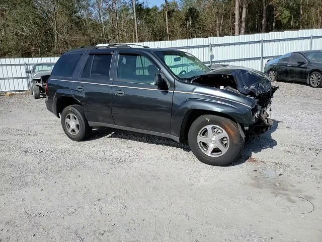 2004 Chevrolet TrailBlazer - Image 11