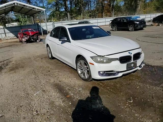 2013 BMW 328 Xi VIN: WBA3B3C58DF145674 Lot: 81153844