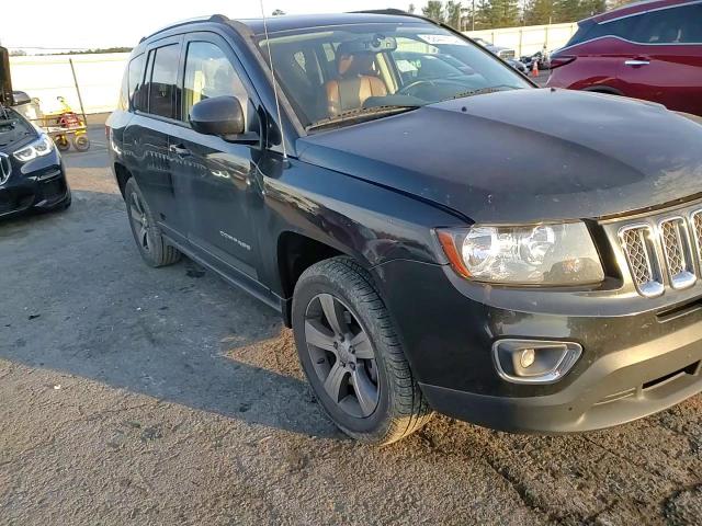 2016 Jeep Compass - Image 12