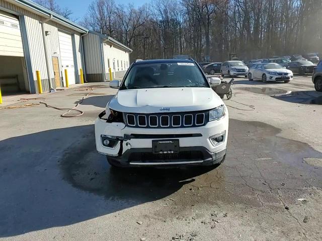 2018 Jeep Compass - Image 14