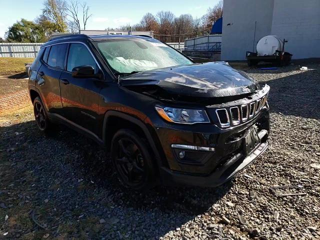 2018 Jeep Compass - Image 15