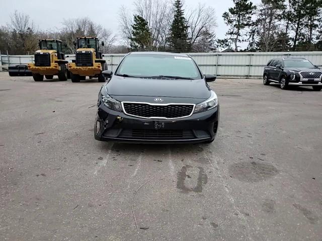 2017 Kia Forte - Image 11