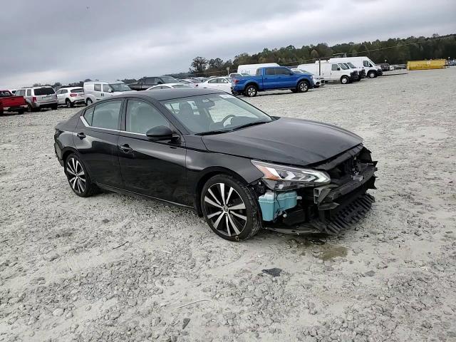 2019 Nissan Altima - Image 10