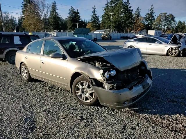 2006 Nissan Altima - Image 10