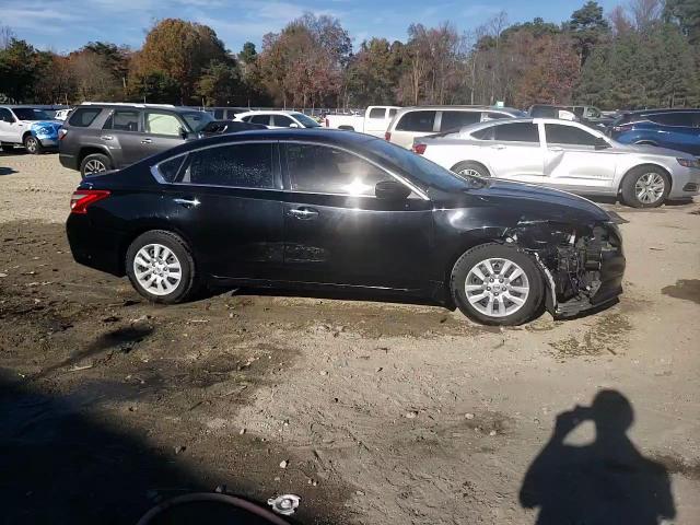 2016 Nissan Altima - Image 13