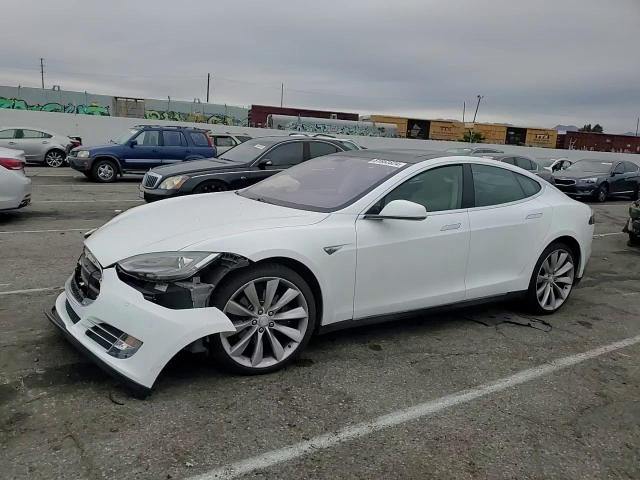 2013 Tesla Model S VIN: 5YJSA1CN5DFP22672 Lot: 81852824