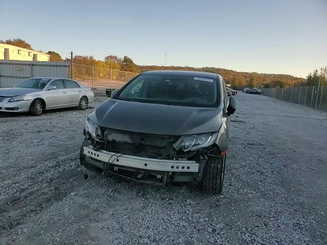 2018 Honda Odyssey - Image 11