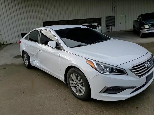 2015 Hyundai Sonata Se VIN: 5NPE24AF3FH167328 Lot: 81054904