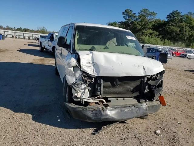2006 Chevrolet Express - Image 11