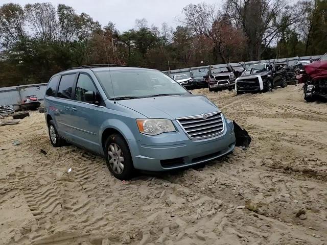 2010 Chrysler Town & Country Lx VIN: 2A4RR4DEXAR161919 Lot: 80695874