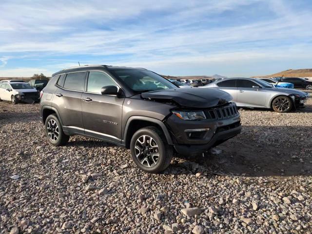 2019 Jeep Compass - Image 13