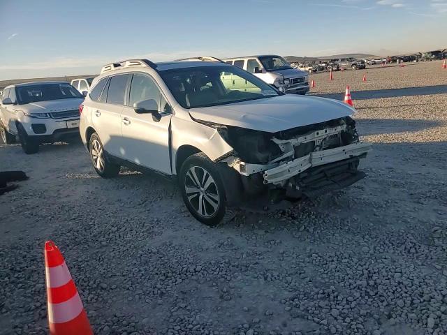 2019 Subaru Outback - Image 10